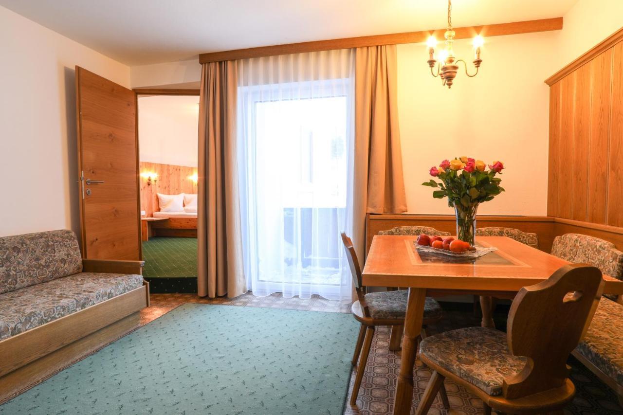 Berghotel Rasis 갈투르 외부 사진
